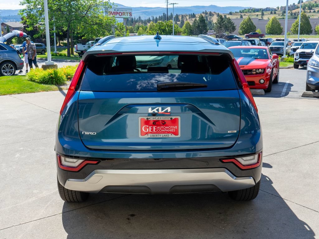 New 2026 Kia Niro SX Touring FWD image 6