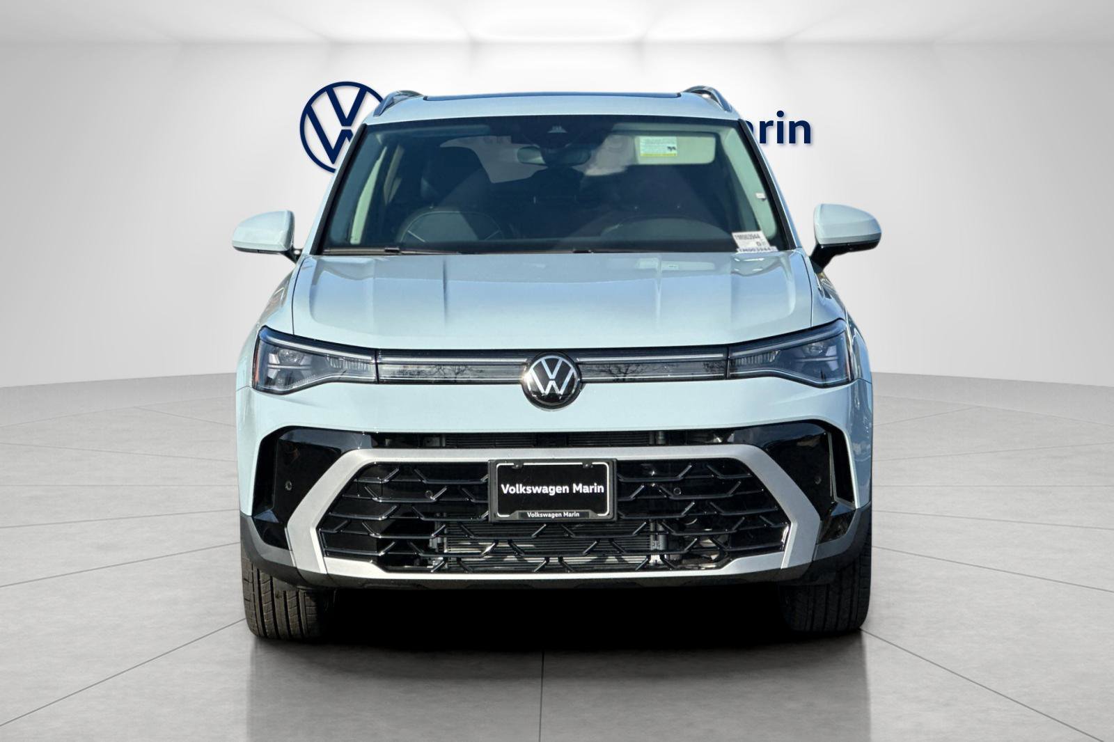 New 2026 Volkswagen Taos SEL image 8