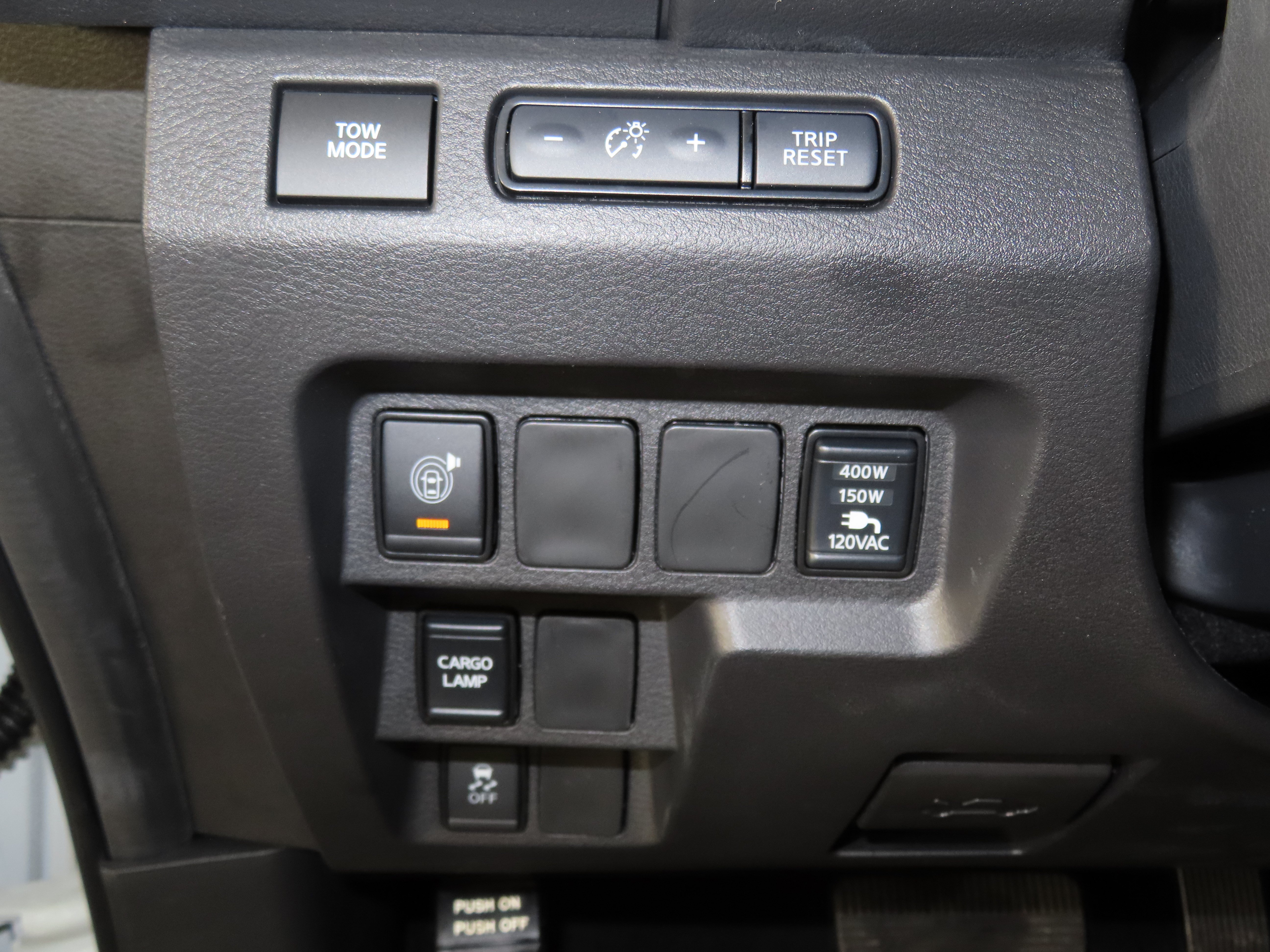New 2026 Nissan Frontier SV w/ SV Convenience Package AWD/4WD image 32