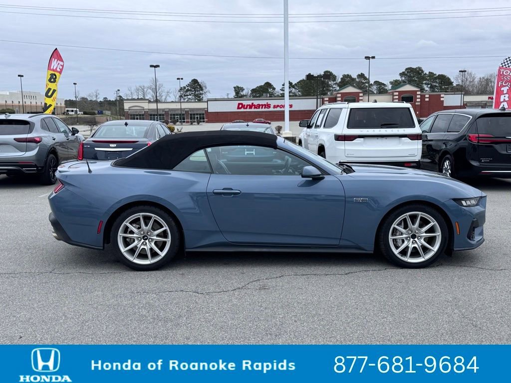 Used 2024 Ford Mustang GT Premium image 12