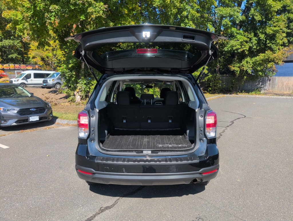 Used 2018 Subaru Forester 2.5i Premium w/ All-Weather Package AWD/4WD image 32