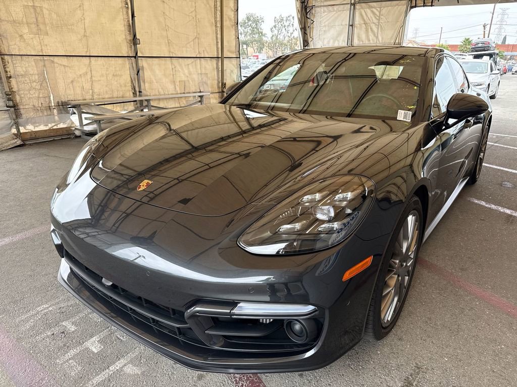 Used 2023 Porsche Panamera GTS AWD/4WD image 2