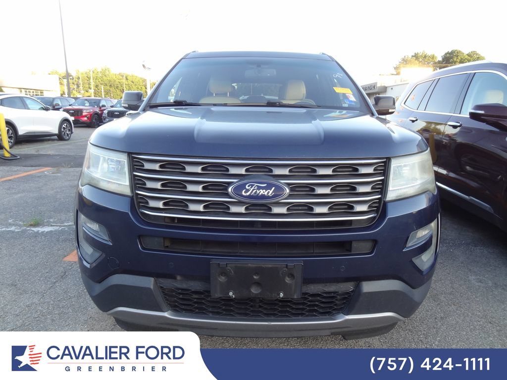 Used 2016 Ford Explorer XLT w/ Equipment Group 202A AWD/4WD image 2