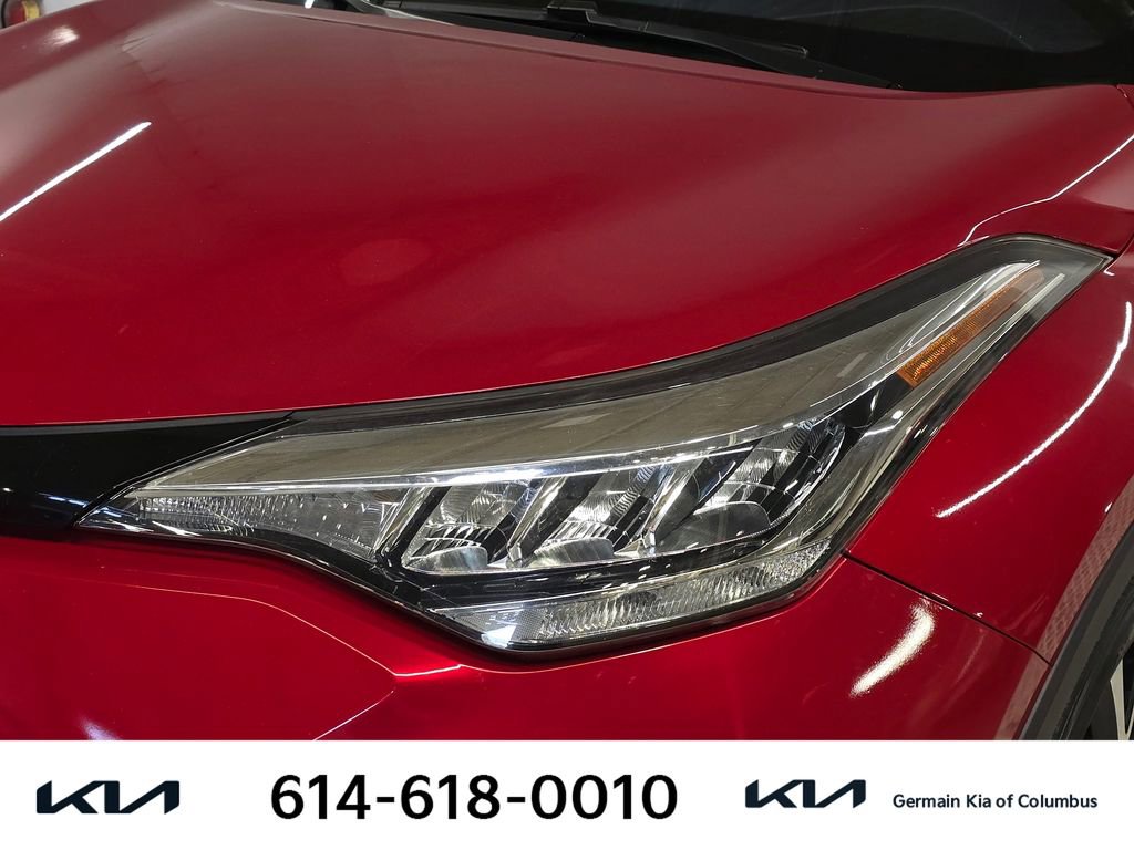 Used 2020 Toyota C-HR XLE image 15