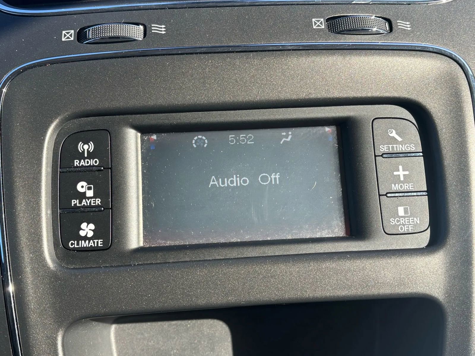 Used 2019 Dodge Journey SE image 44