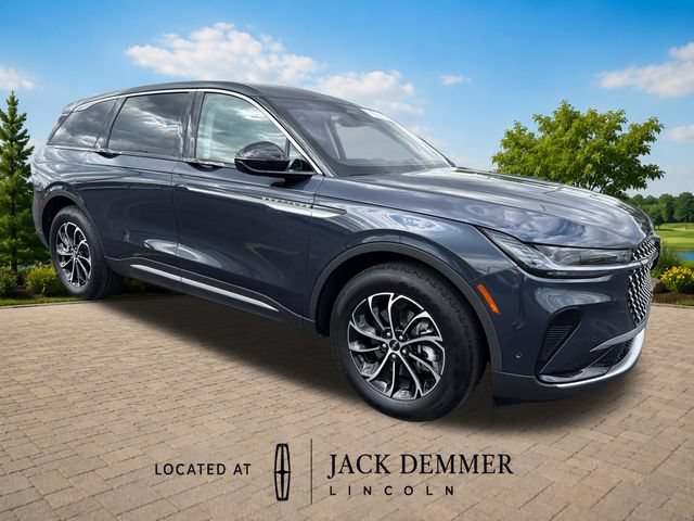 Certified 2024 Lincoln Nautilus Premier AWD/4WD image 10
