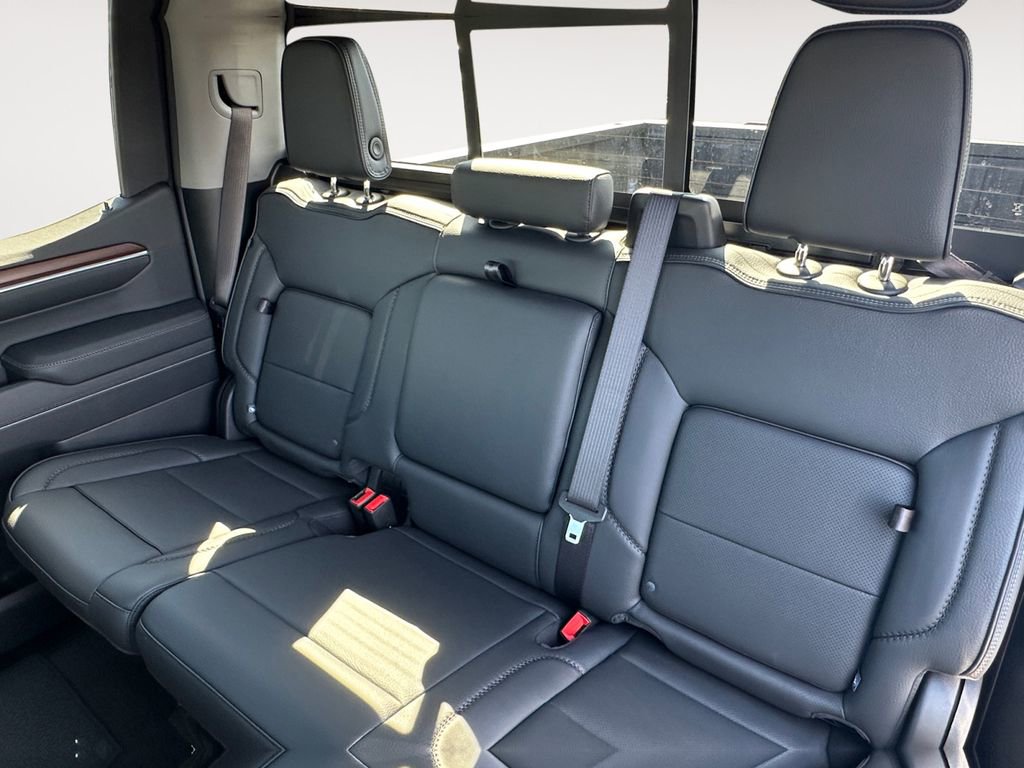 New 2026 GMC Sierra 1500 Denali w/ Technology Package AWD/4WD image 13
