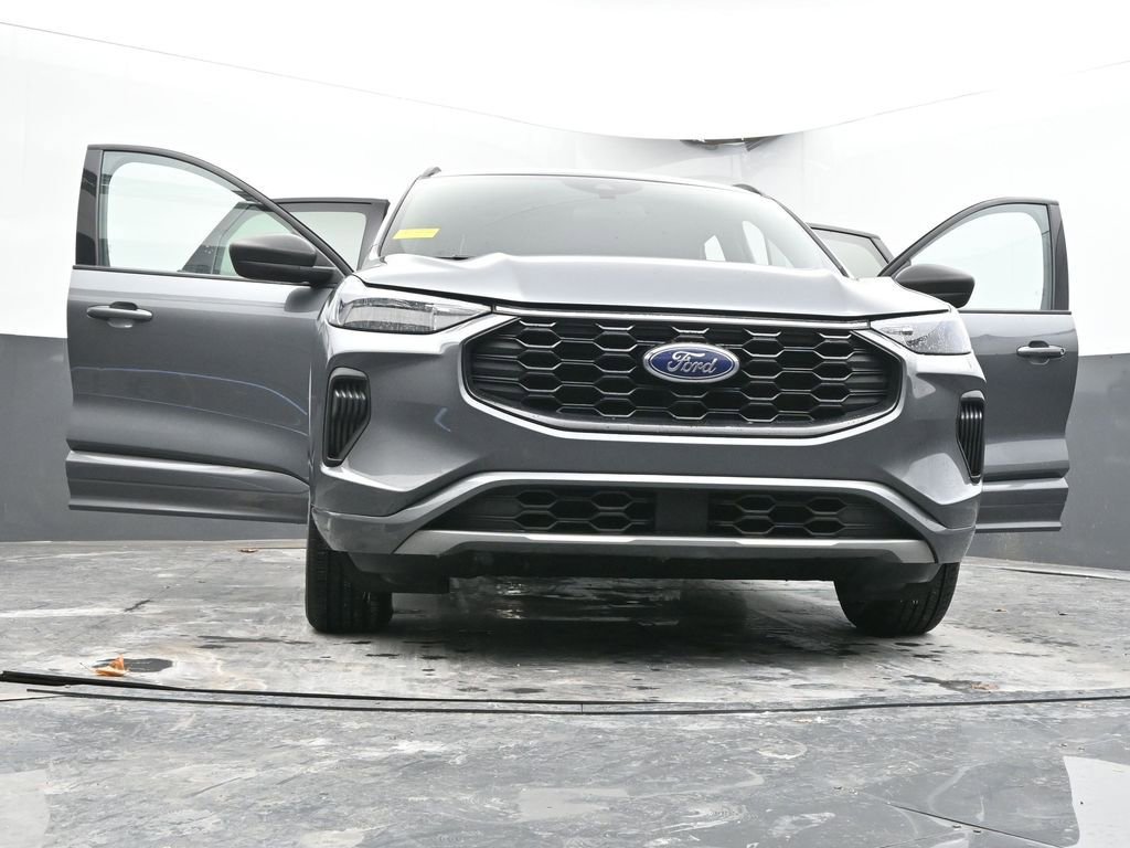 Used 2024 Ford Escape ST-Line image 87