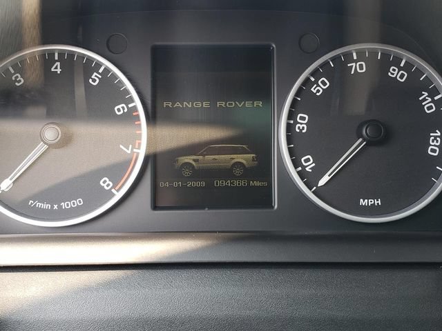 Used 2011 Land Rover Range Rover Sport HSE AWD/4WD image 33