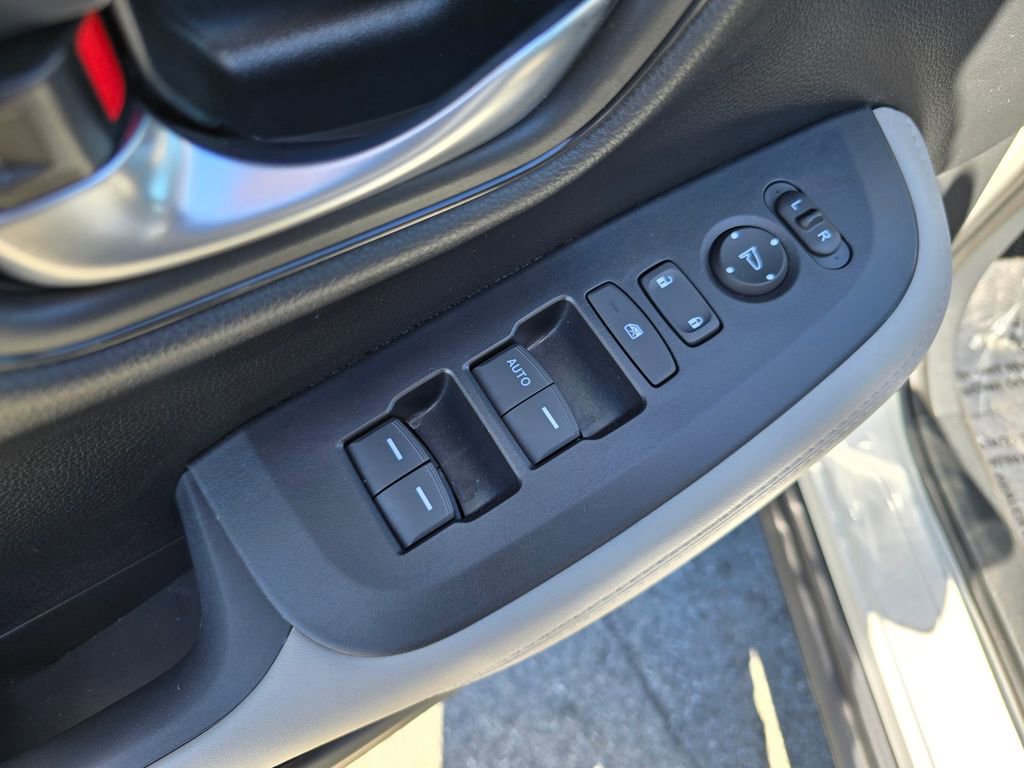 Used 2026 Honda HR-V LX image 21