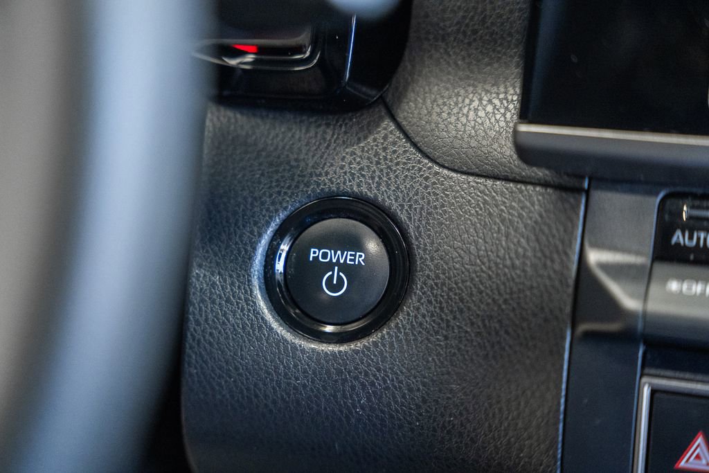 Used 2025 Toyota Camry LE image 21