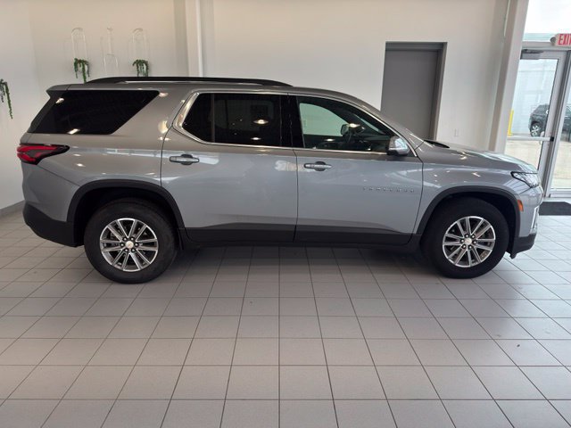 Used 2023 Chevrolet Traverse LT AWD/4WD image 43