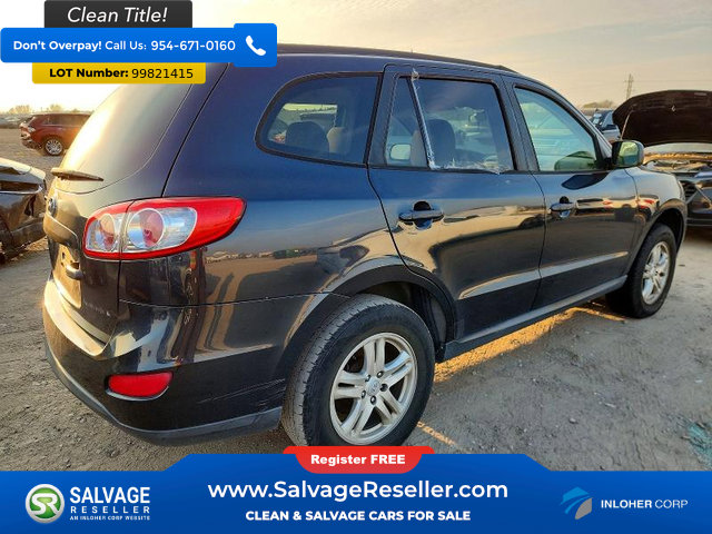Used 2011 Hyundai Santa Fe GLS image 4