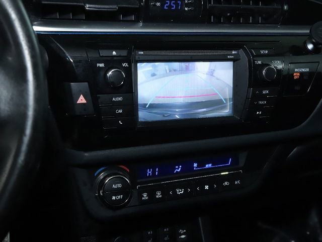 Used 2014 Toyota Corolla S image 36