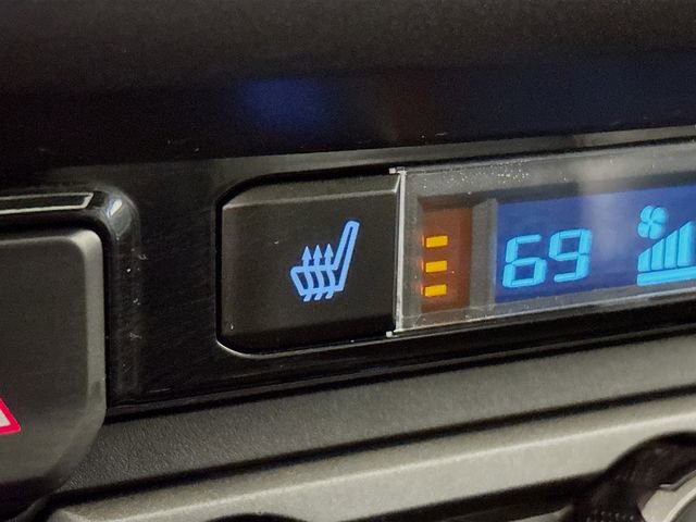 Used 2018 Toyota Tacoma TRD Sport image 22