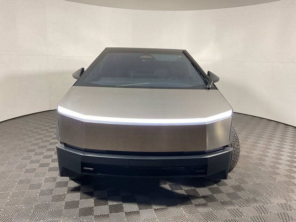 Used 2024 Tesla Cybertruck AWD Crew Cab image 7