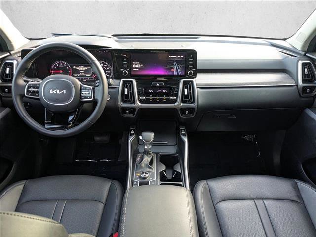 Used 2023 Kia Sorento X-Line EX image 16