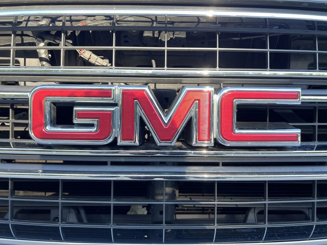 Used 2020 GMC Yukon SLT w/ Open Road Package AWD/4WD image 32