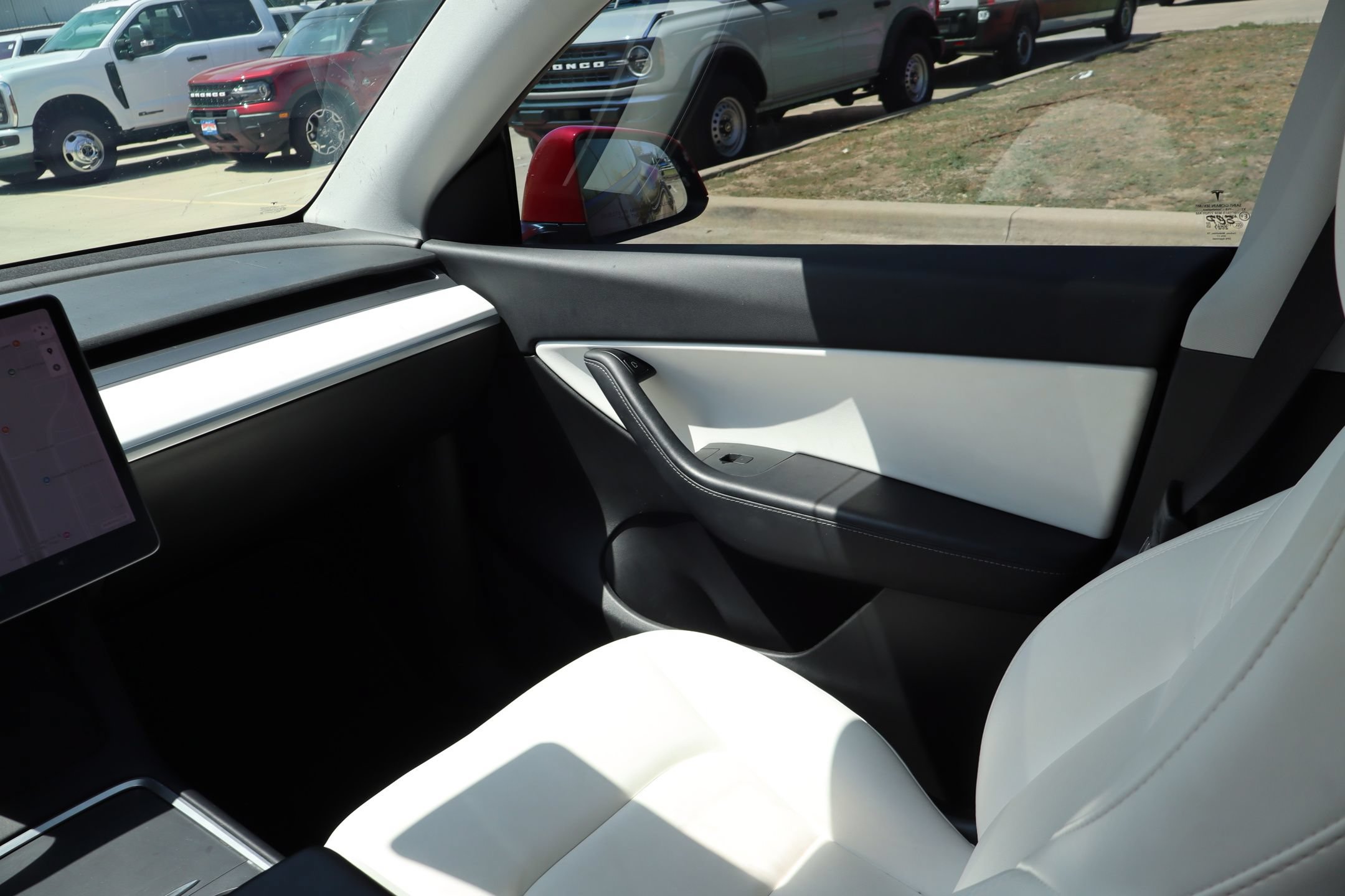 Used 2021 Tesla Model Y Long Range AWD/4WD image 20