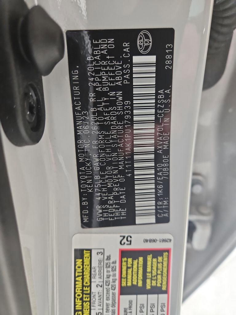 Used 2023 Toyota Camry SE w/ Cold Weather Package image 31