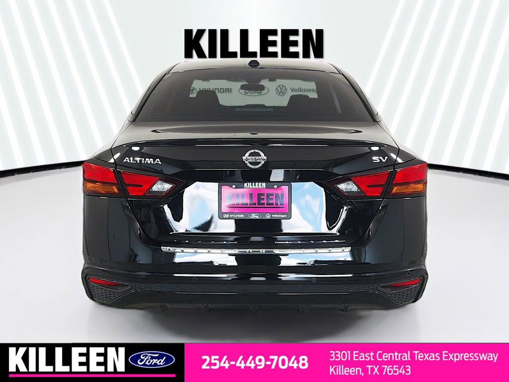 Used 2022 Nissan Altima 2.5 SV FWD image 7