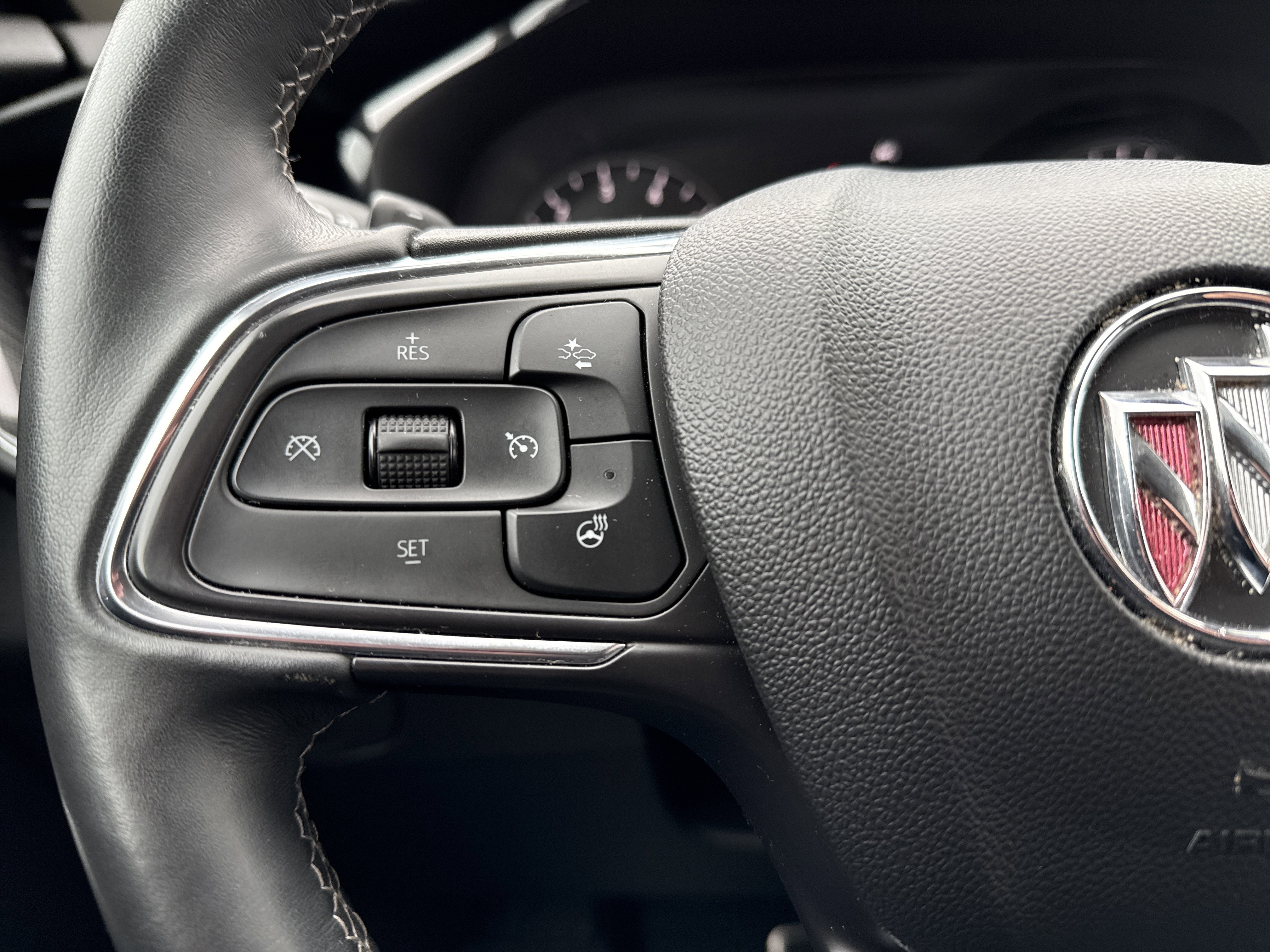 Used 2023 Buick Envision Preferred w/ Sport Touring Package AWD/4WD image 18