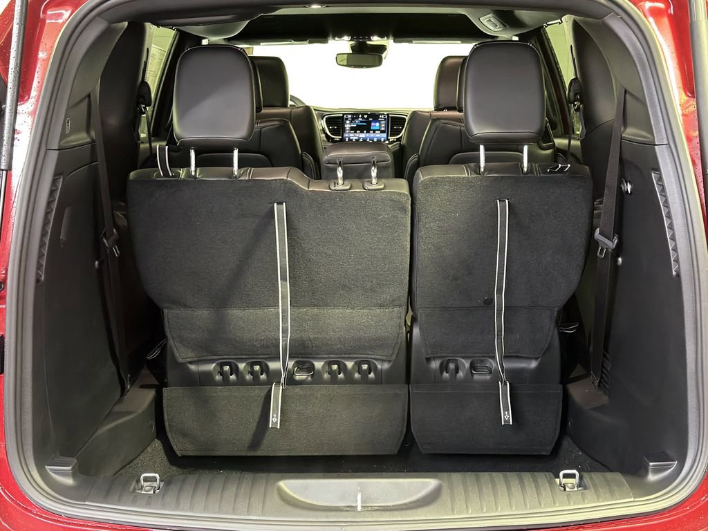 New 2026 Chrysler Pacifica Select FWD image 8