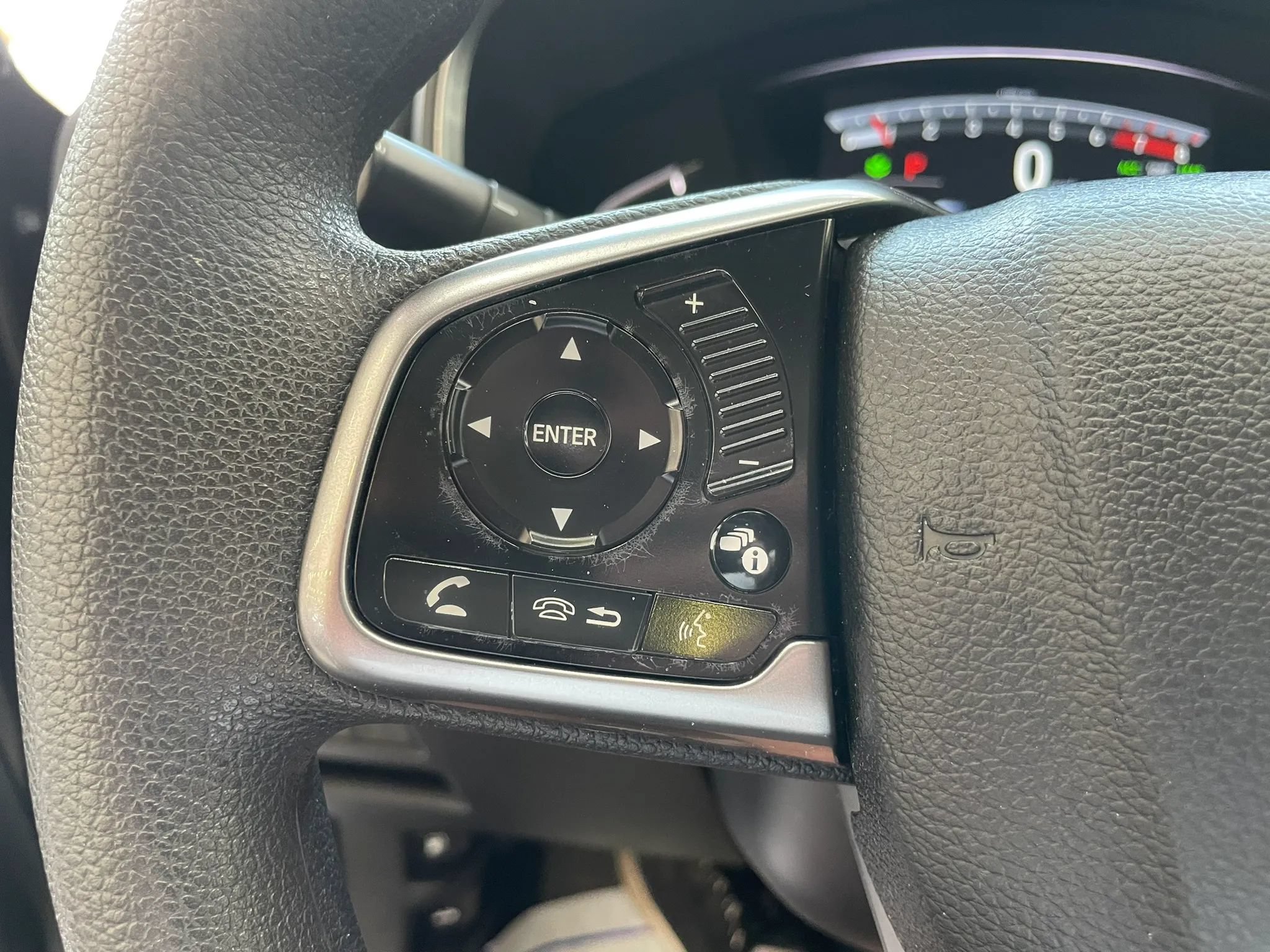 Used 2018 Honda CR-V EX image 11