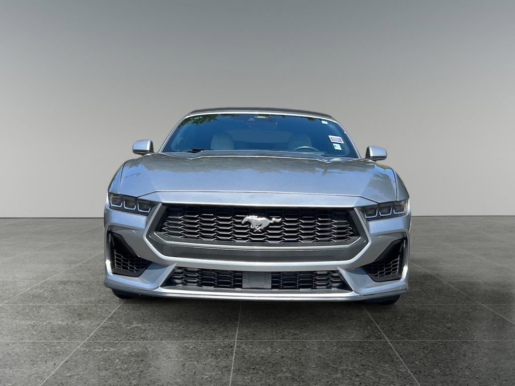 Used 2024 Ford Mustang Premium image 2