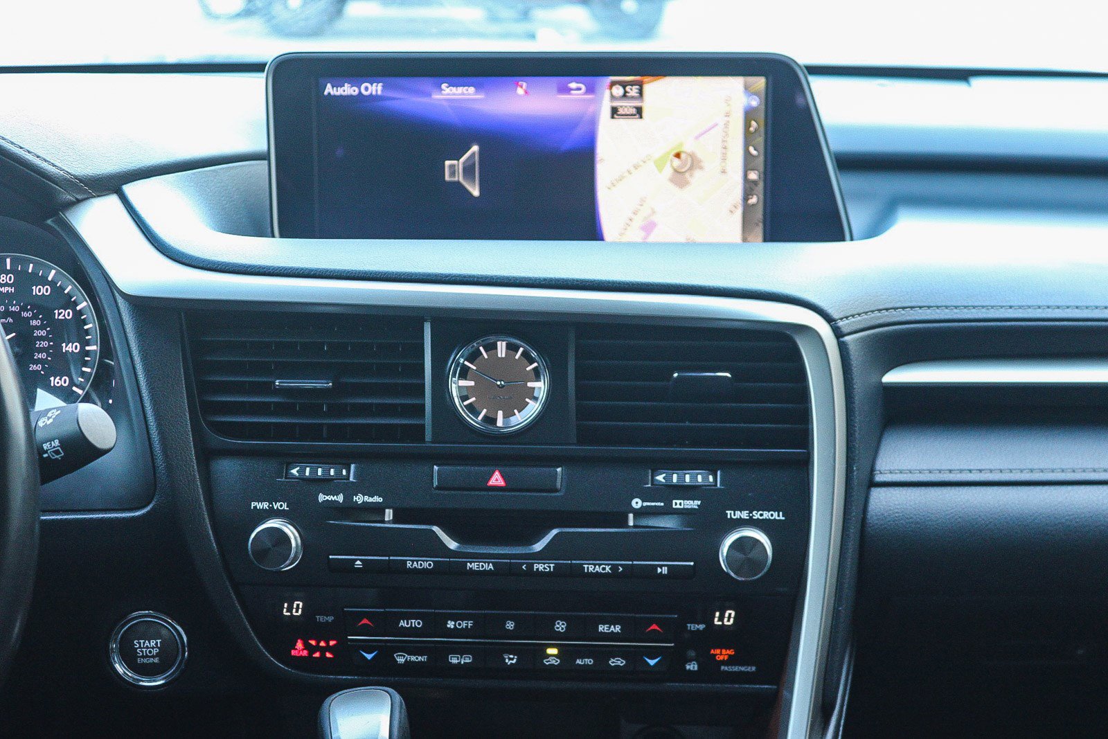 Used 2018 Lexus RX 350L FWD image 14