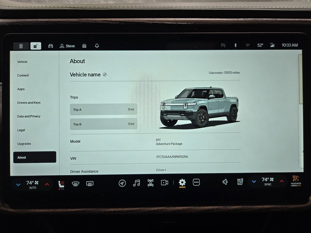 Used 2022 Rivian R1T Adventure image 21