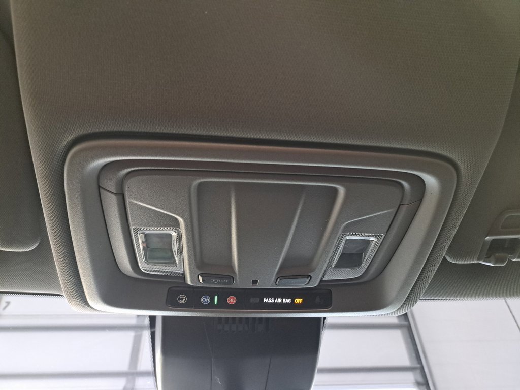 Used 2023 Chevrolet Silverado 1500 LT image 17