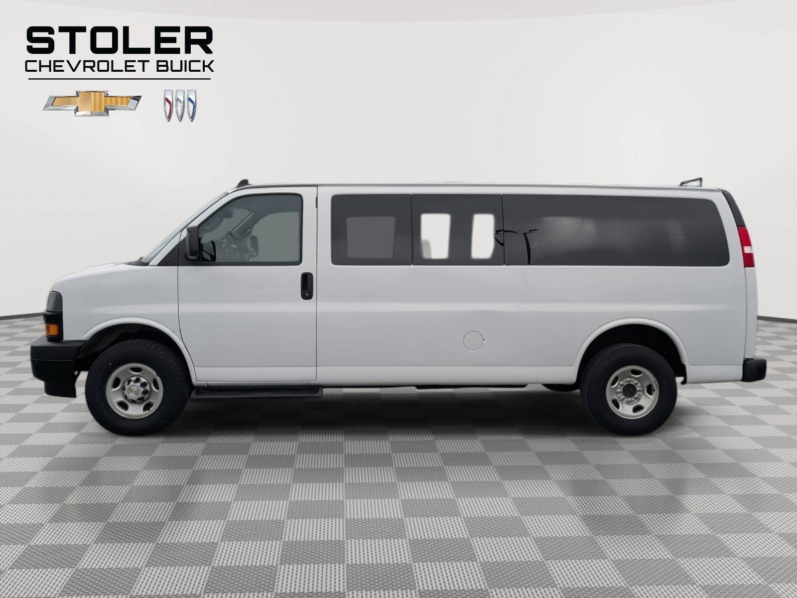 Used 2023 Chevrolet Express 3500 LS image 2