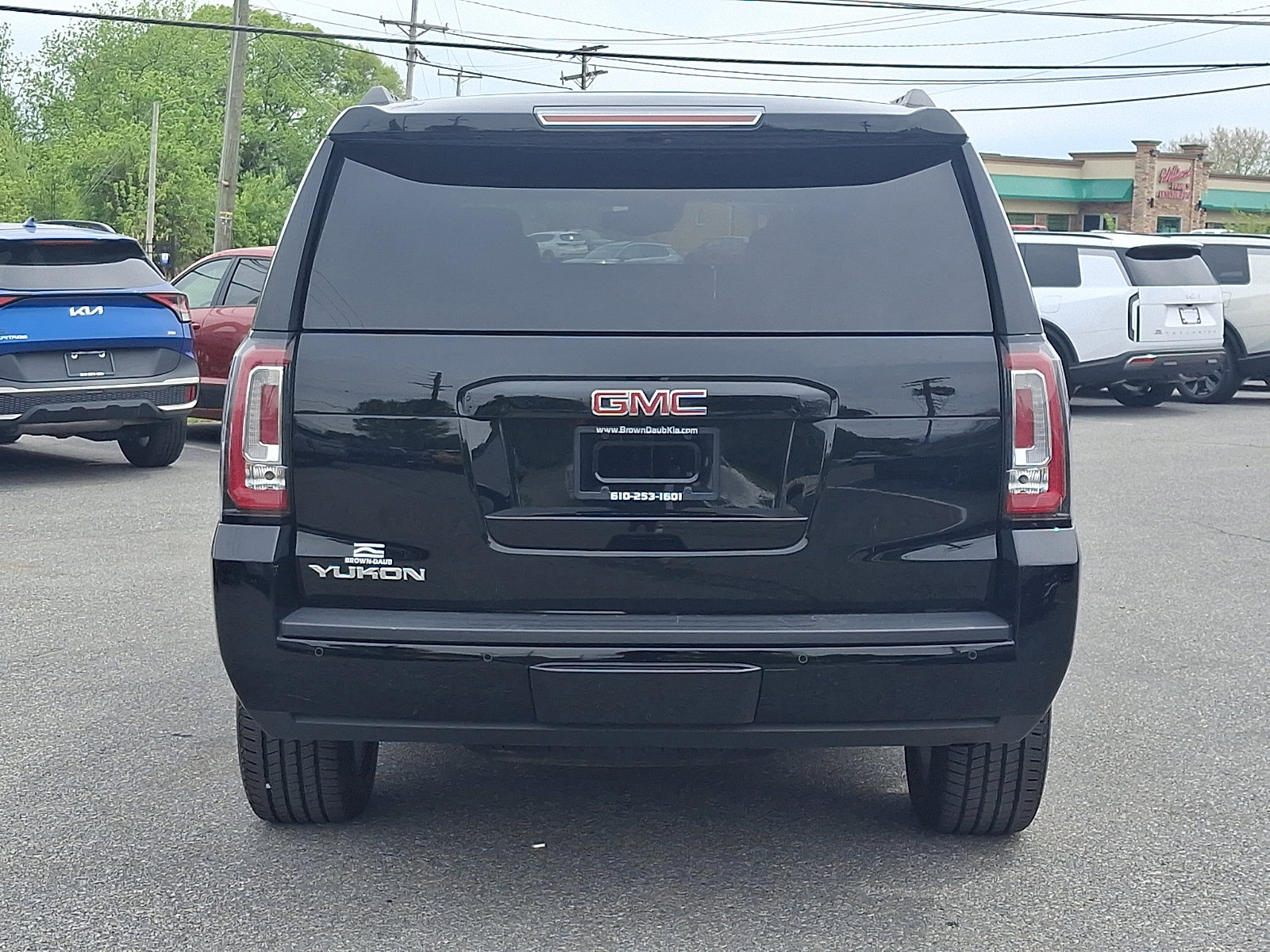 Used 2016 GMC Yukon SLT w/ Open Road Package AWD/4WD image 5