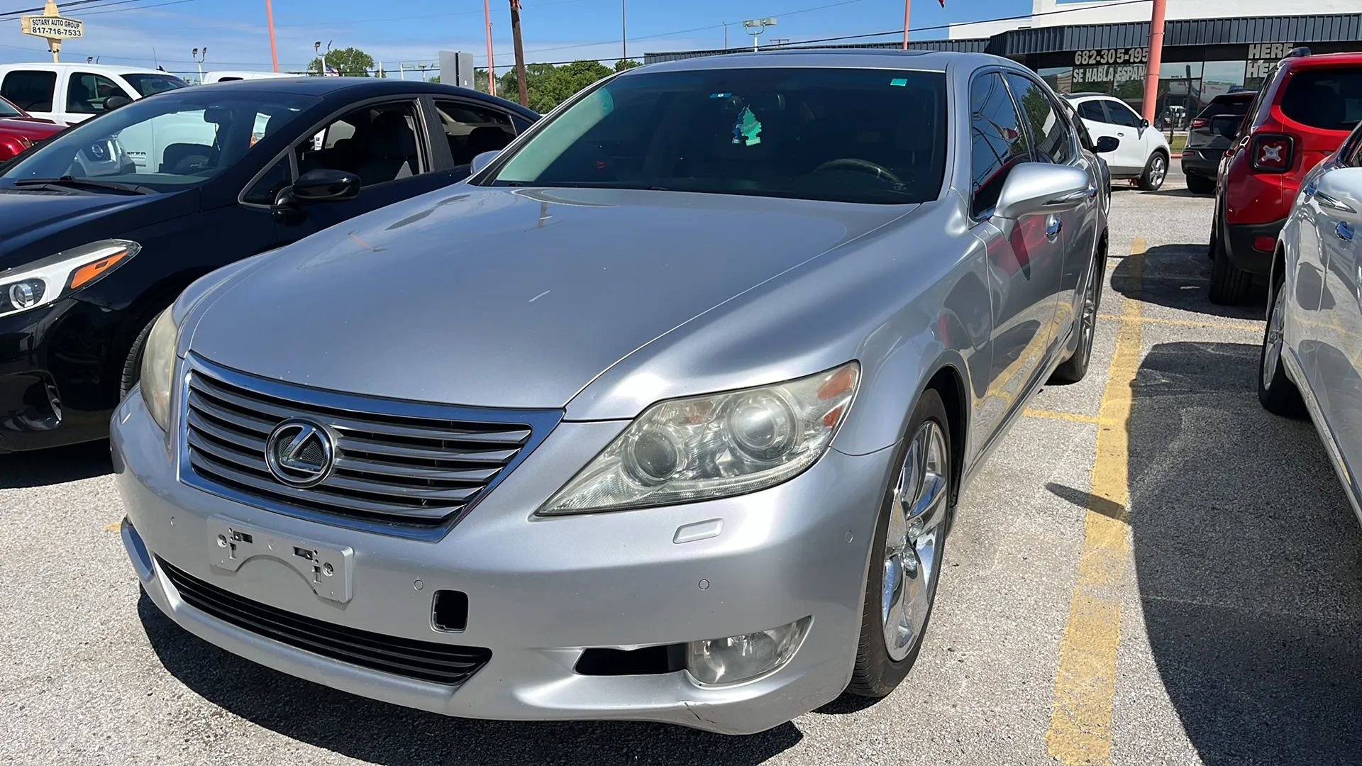 Used 2012 Lexus LS 460 L w/ Luxury Pkg image 6