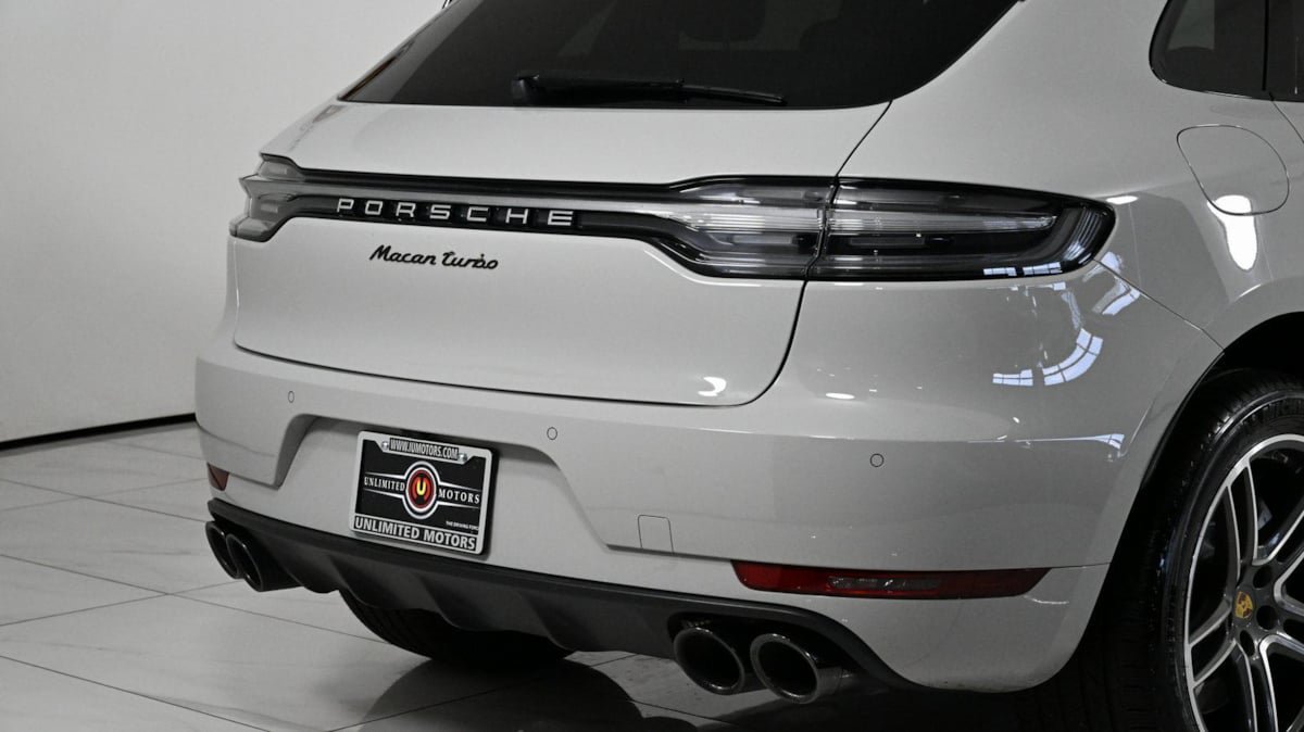 Used 2021 Porsche Macan Turbo w/ Premium Package Plus (PF0) image 40