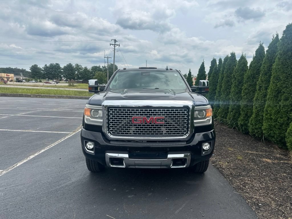 Used 2015 GMC Sierra 3500 Denali w/ Duramax Plus Package AWD/4WD image 3
