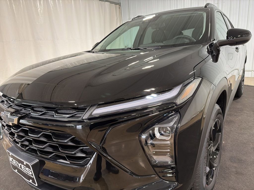 New 2026 Chevrolet Trax LT image 14