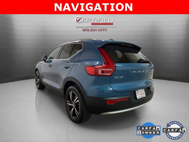 Used 2025 Volvo XC40 B5 Core image 4