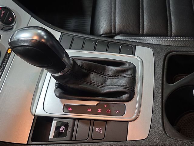 Used 2014 Volkswagen CC R-Line FWD image 20