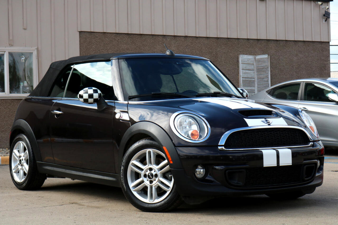 Used 2014 MINI Cooper S image 17