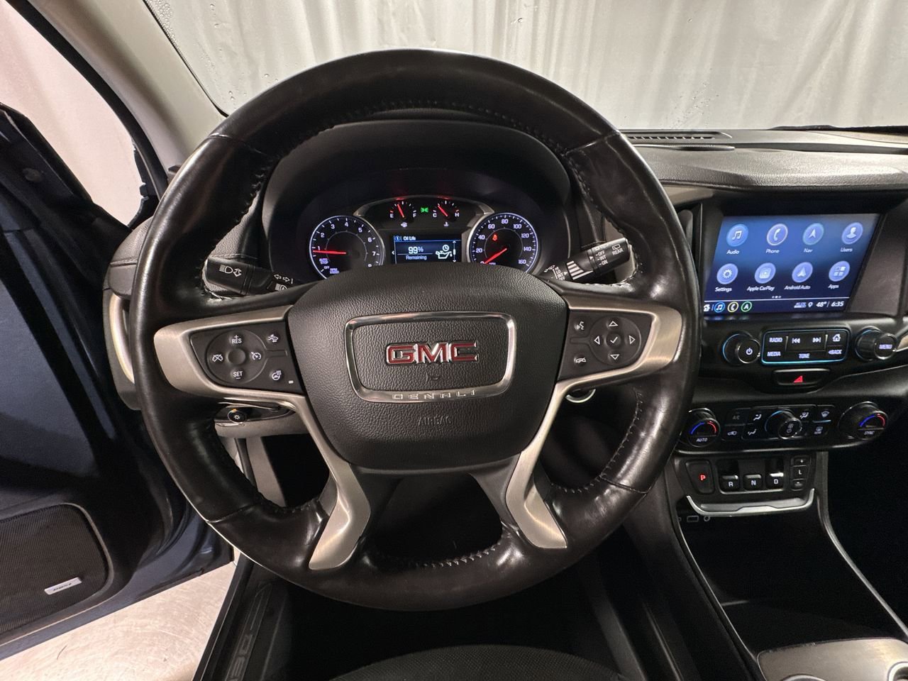 Used 2018 GMC Terrain Denali w/ Advanced Safety Package image 23