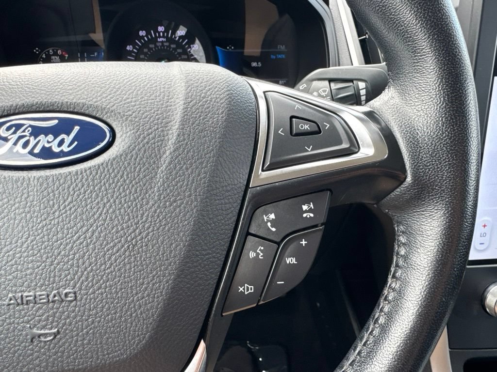 Used 2024 Ford Edge SEL AWD/4WD image 11