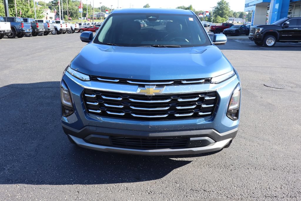 Used 2026 Chevrolet Equinox LT w/ Safety and Technology Package FWD image 24