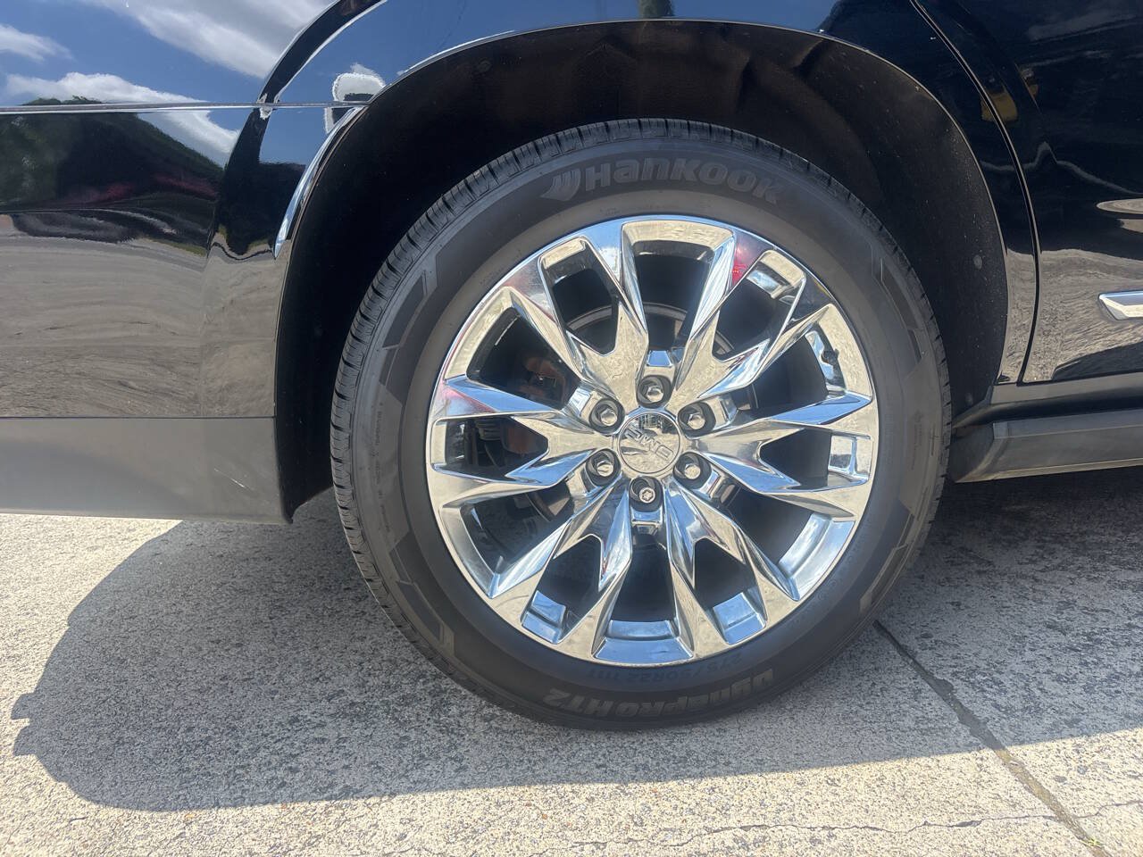 Used 2022 GMC Yukon Denali w/ Denali Ultimate Package AWD/4WD image 20