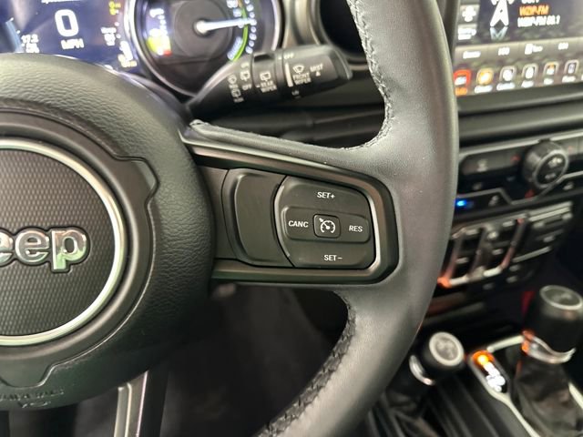 Used 2023 Jeep Wrangler Unlimited image 16