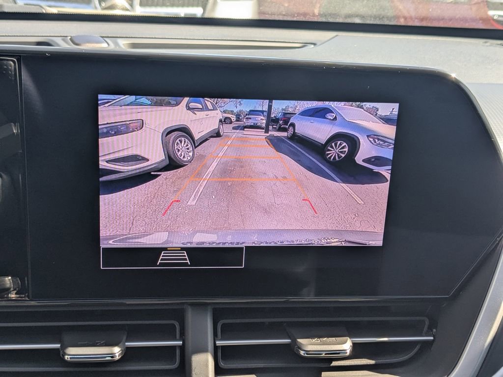 Used 2024 Chevrolet Trax RS w/ Driver Confidence Package image 9