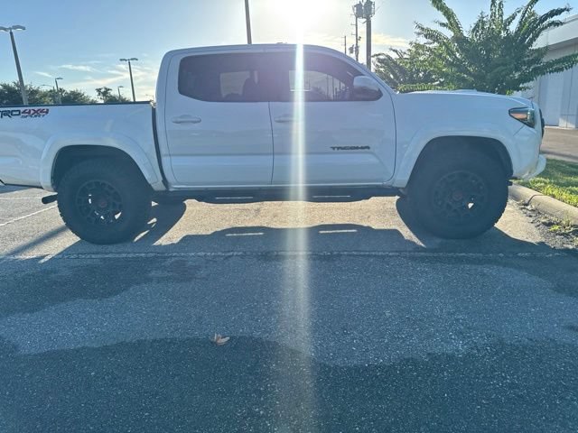 Certified 2022 Toyota Tacoma TRD Sport w/ TRD Premium Sport Package AWD/4WD image 28