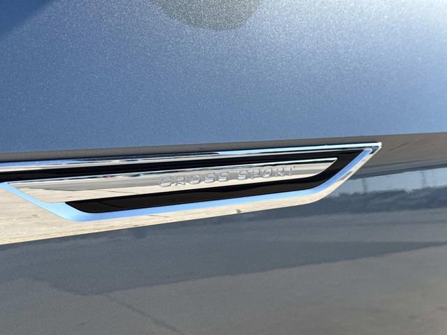 Certified 2025 Volkswagen Atlas Cross Sport SE image 9