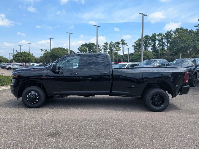 New 2026 RAM 3500 Big Horn AWD/4WD image 7